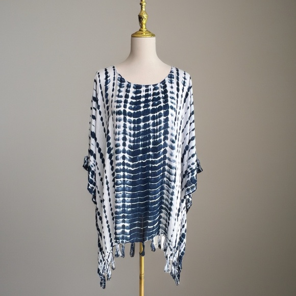 0098/ White and Navy  Blue Tie Dye  Poncho with fringed, Short Kaftan - Picture 3 of 8